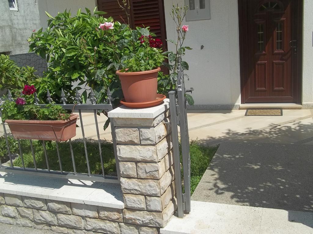 Apartments Ars Vivendi Trogir Exterior photo